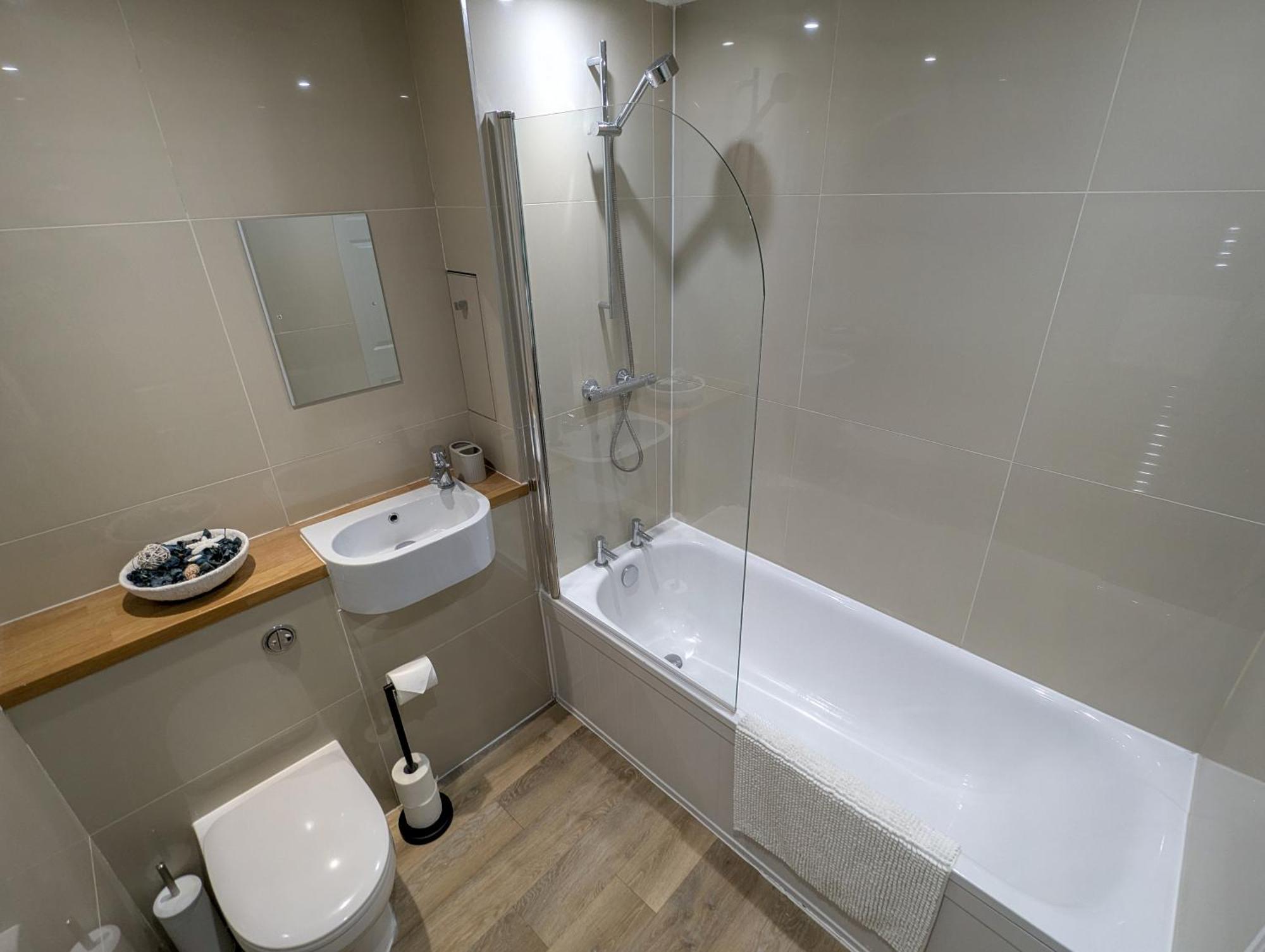 Central Brighton Stunning 3Bed With Garden, Sleeps 8 מראה חיצוני תמונה