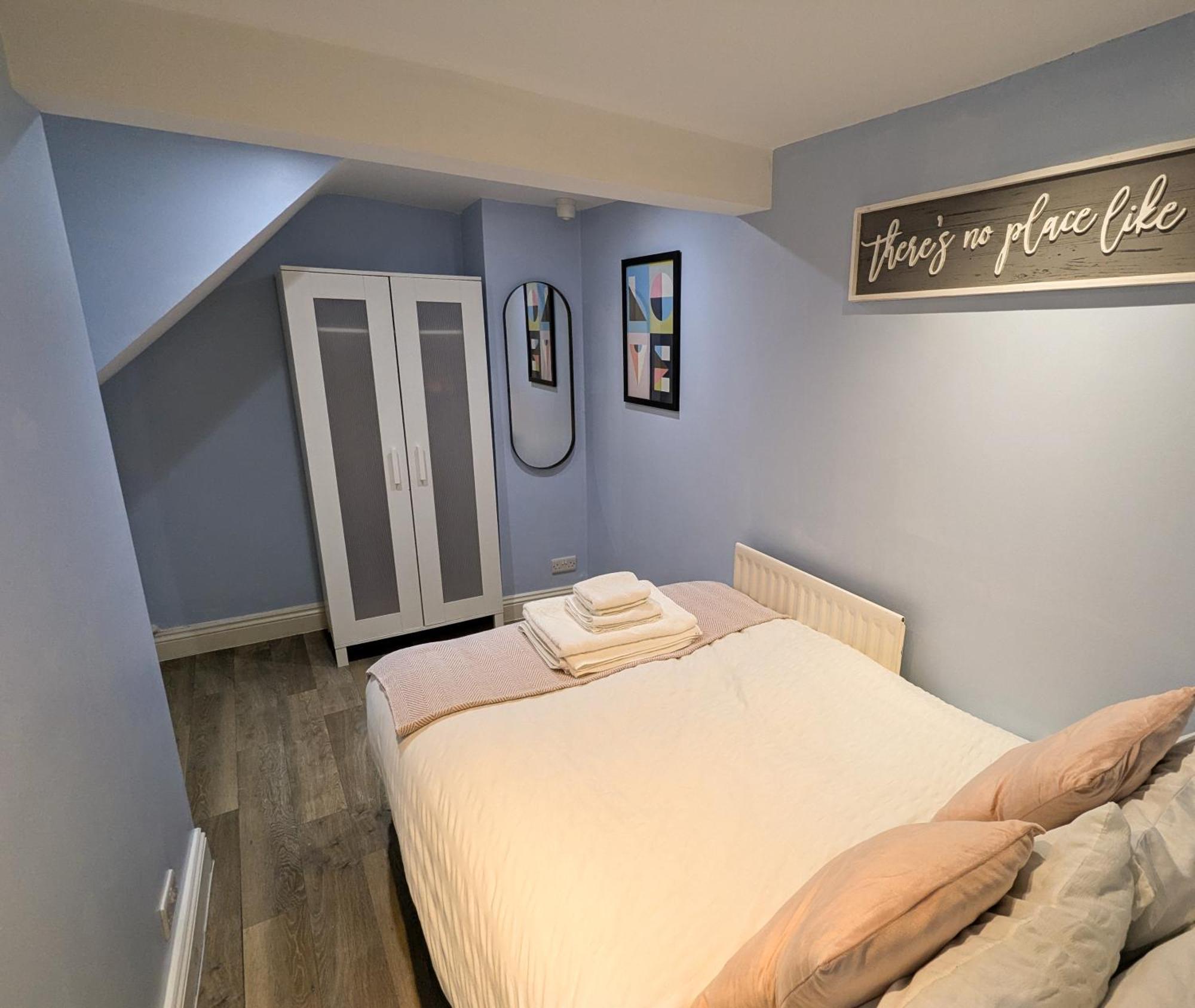 Central Brighton Stunning 3Bed With Garden, Sleeps 8 מראה חיצוני תמונה